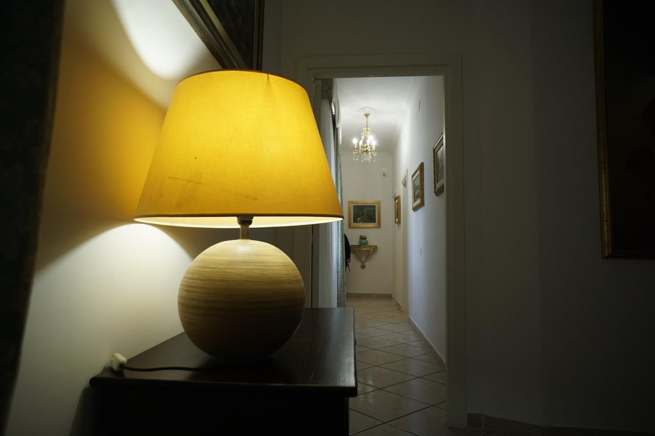 לינה וארוחת בוקר קאסרטה La Piccola Reggia מראה חיצוני תמונה